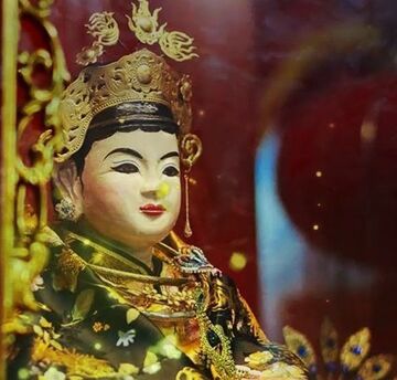 Đền Thờ Cô Bé Suối Ngang - Lịch Sử, Lễ Hội và Mẫu Văn Khấn Đặc Sắc