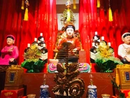 Tượng các Thánh Cô tại Phúc Lâm Linh Từ.