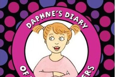 The Vampire Dare! (Daphne's Diary of Daily Disasters) (Paperback