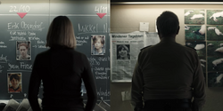 DARK 1x05 0002–SplitScreen investigation