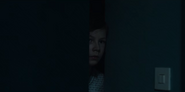 DARK 1x03 0090–Mikkel peeking