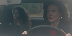 DARK 1x03 0011–Claudia discreditsRegina.png
