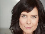 Torri Higginson