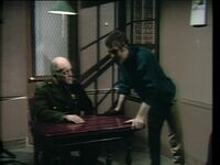 675o.jpg (22 KB) Chris Questioned