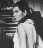 Alexandra Moltke as Victoria Winters