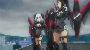 Ryouko Kusakabe und Origami Tobiichi