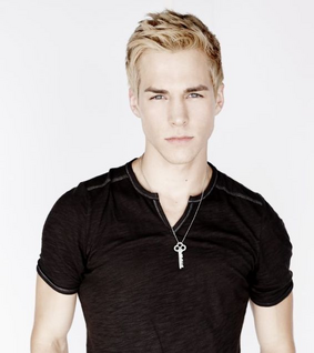 Shadowhunters' new Jonathan Morgenstern reveals how he felt