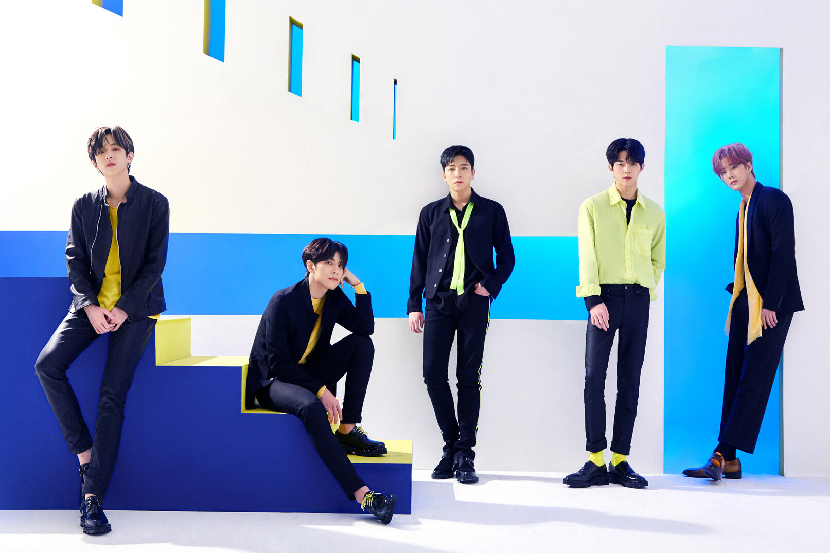 DAY6 「THE BEST DAY2」ウォンピルトレカ付 K-POP・アジア