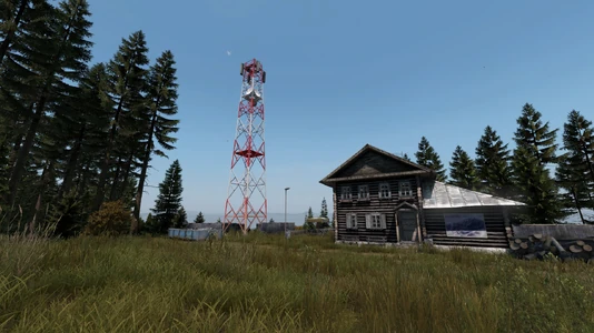 The pub and a small radio tower near the summit.