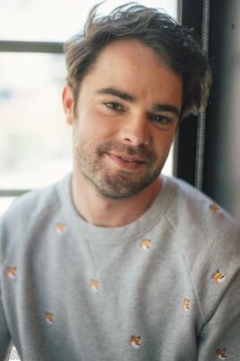 Simon Hatt