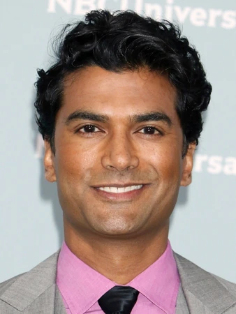 héros de Sendhil Ramamurthy