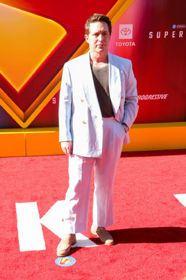 Beck Bennett