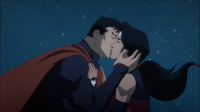 Superman kisses Wonder Woman