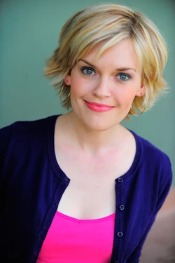 Kari Wahlgren