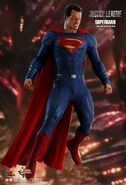 Superman 1:6 scale posable figure