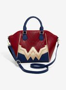 Handbag JLWonderWoman1.jpg (183 KB) Loungefly handbag