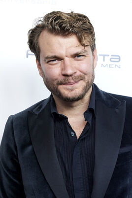 Pilou Asbaek
