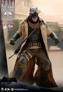 Hot Toys BvS Knightmare Batman