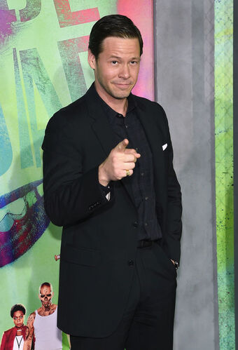 Ike Barinholtz