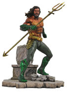 1:8 scale Aquaman