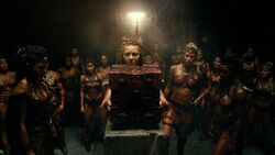 Amazons surrounding a Mother Box