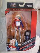 Harley Quinn (jacket, Toys R Us exclusive)