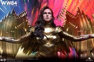 Wonder Woman in Golden Eagle Armor from Queen Studios01