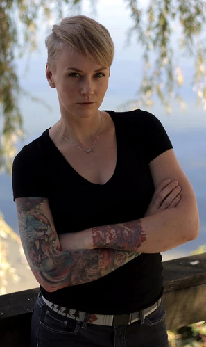 Jen Znack | DC Extended Universe Wiki | Fandom