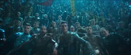 Atlantean crowd watching Arthur and Orm's battle