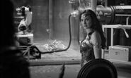 Snyder Cut - Wonder Woman - black and white