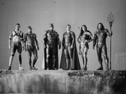 Ray Fisher, Ezra Miller, Ben Affleck, Henry Cavill, Gal Gadot and Jason Momoa on the set of Justice League
