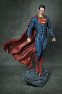 FIRST LOOK: Man of Steel – 1/4 Scale Figure – Black Suit Superman –