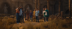 La Familia Shazam en el funeral de Batson