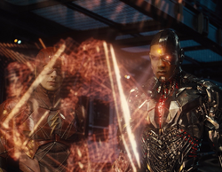 ZSJL - Screencap Promotional - Flash y Cyborg