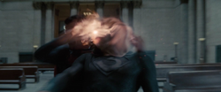 Superman mata a Zod