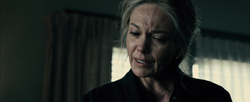 Martha le entrega el anillo a Lois