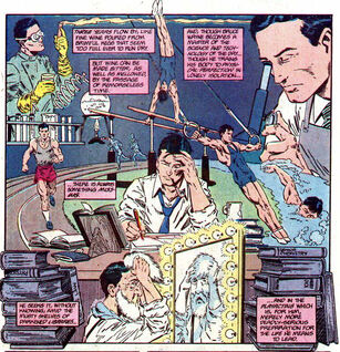 Bruce Wayne, o , passou muitos anos da vida treinando para atingir o ápice da perfeição humana, física e mental.