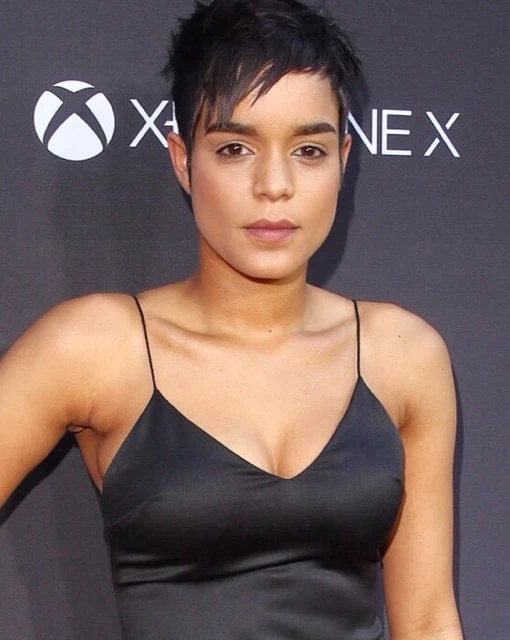 Elizabeth Faith Ludlow | DC Movies Wiki | Fandom