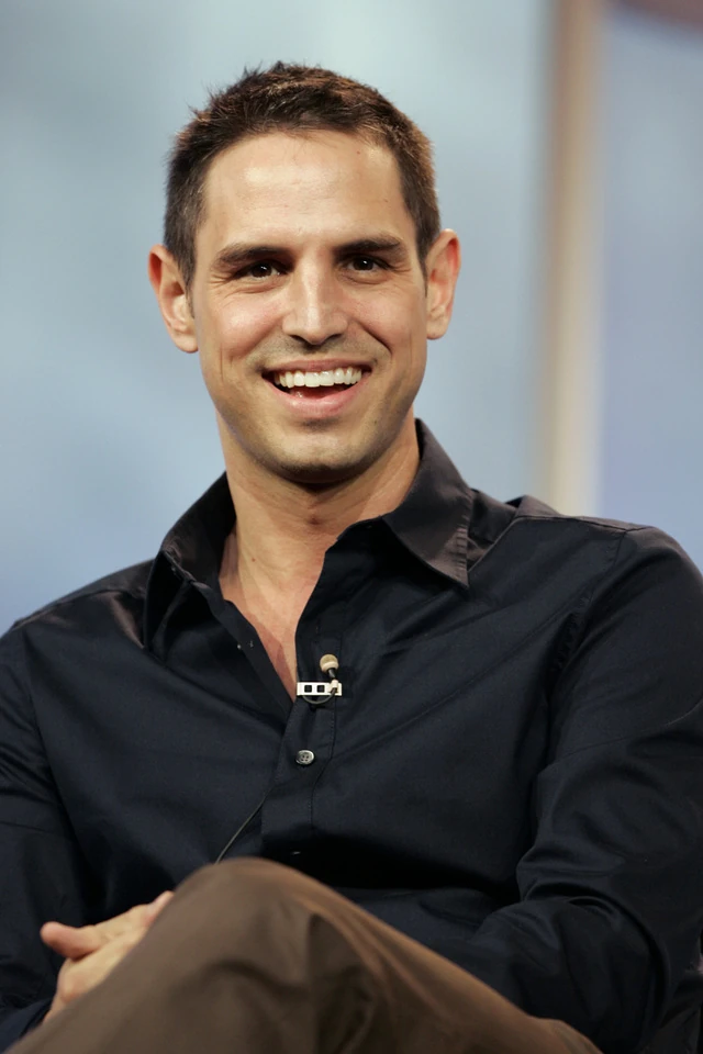 Greg Berlanti | DC Movies Wiki | Fandom