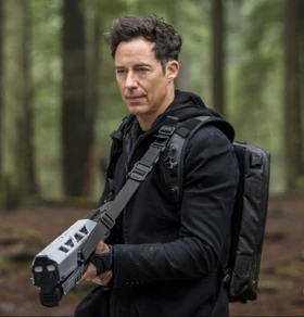Harrison Wells Earth-2 Arrow