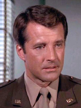 Wonder-woman-lyle-waggoner-0