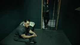 Durwitz Enters Smith's Cell