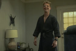 Chase confesses to liking spiders