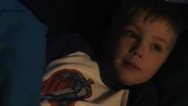 Chloe Sullivans Sohn (Smallville) 001
