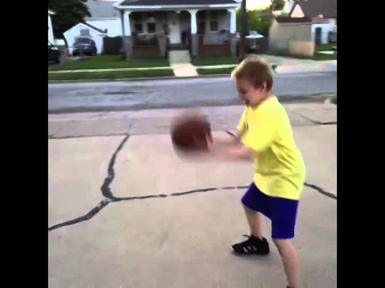 Crack kid is at it again (BEST VINES!)