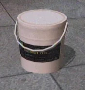 Dead Rising oil can.jpg (37 KB)