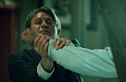 Hannibal breaks Tobias' arm