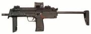 MP7a1.jpg
