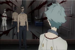 Senji encounters Toto (Hagire) at the gym.