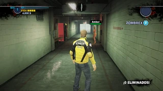 Chuck va de camino al ascensor